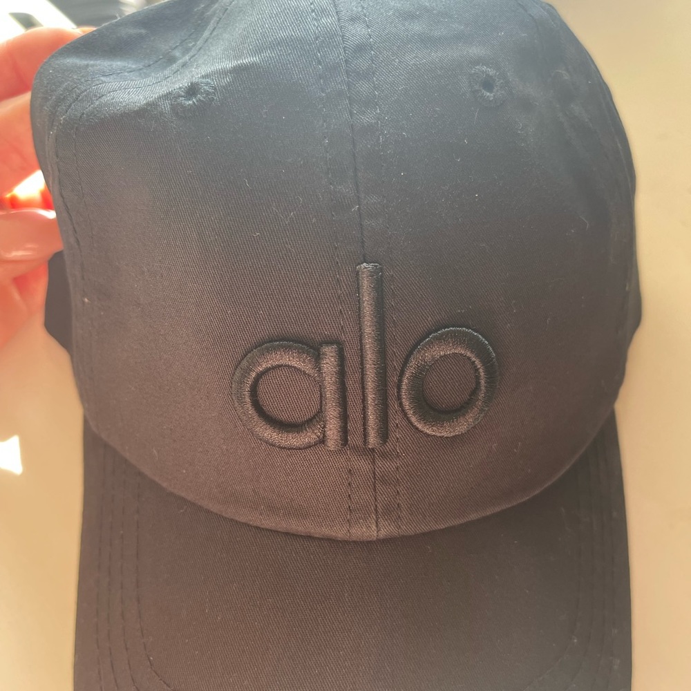 Alo off duty cap